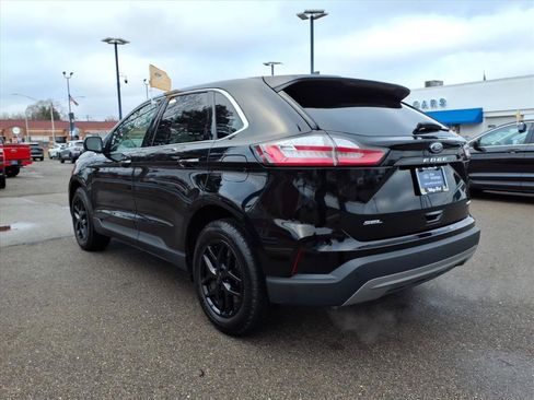 Certified 2024 Ford Edge SEL w/ Convenience Package image 9