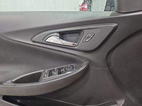 Used 2018 Chevrolet Malibu LT w/ LPO, Convenience Package 2 FWD image 15