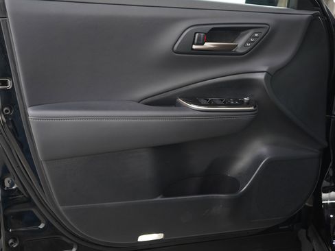 Used 2024 Toyota Crown Limited AWD/4WD image 15