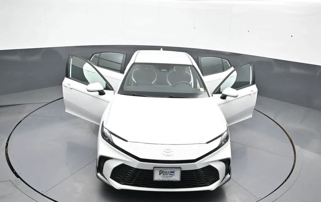 Used 2025 Toyota Camry SE w/ Convenience Package AWD/4WD image 45