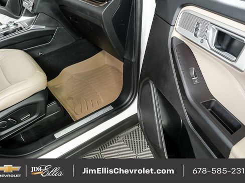 Used 2020 Ford Explorer Limited w/ Class III Trailer Tow Package image 27