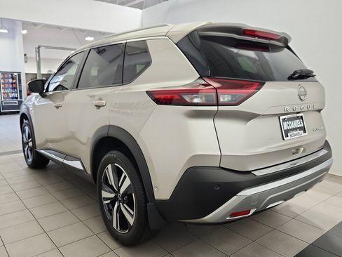 Used 2023 Nissan Rogue Platinum w/ Platinum Premium Package FWD image 5