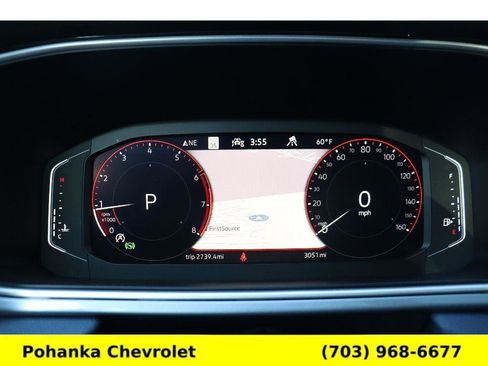 Used 2025 Volkswagen Taos SEL image 9