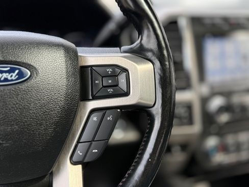 Used 2018 Ford F250 Platinum w/ Platinum Ultimate Package AWD/4WD image 26