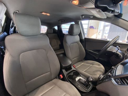 Used 2017 Hyundai Santa Fe Sport w/ 2.4L Value Package 06 image 26