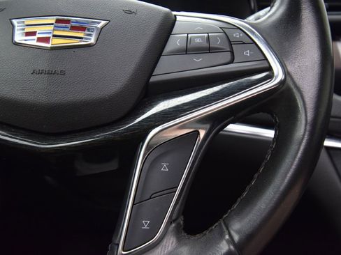 Used 2020 Cadillac XT5 Premium Luxury FWD image 35