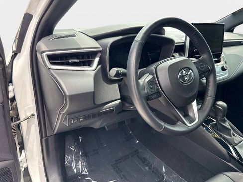 Used 2024 Toyota Corolla XSE FWD image 17