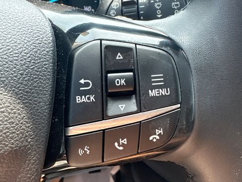 Used 2021 Ford Escape SE w/ SE Sport Appearance Package FWD image 25