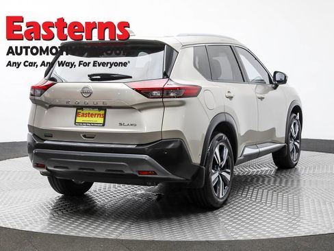 Used 2022 Nissan Rogue SL w/ SL Premium Package image 5