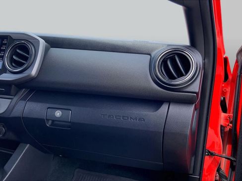 Used 2023 Toyota Tacoma TRD Pro AWD/4WD image 18