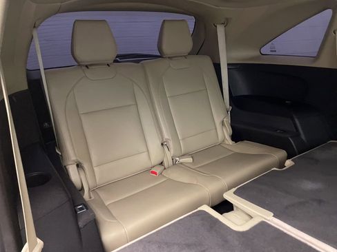 Used 2018 Acura MDX FWD image 27