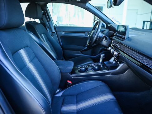 Used 2023 Honda Civic Sport image 22