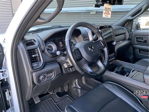 Used 2022 RAM 5500 4x4 Crew Cab image 26