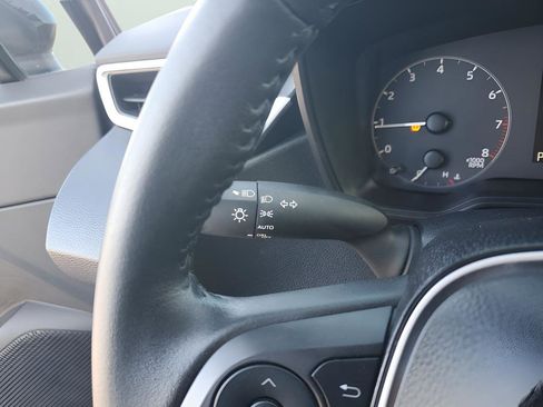 Used 2024 Toyota Corolla SE image 34