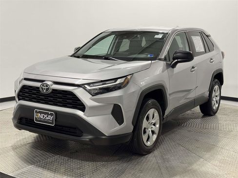 Used 2023 Toyota RAV4 LE image 3