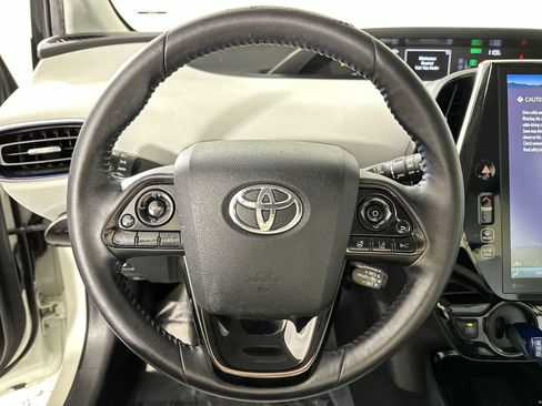 Used 2019 Toyota Prius Limited image 18