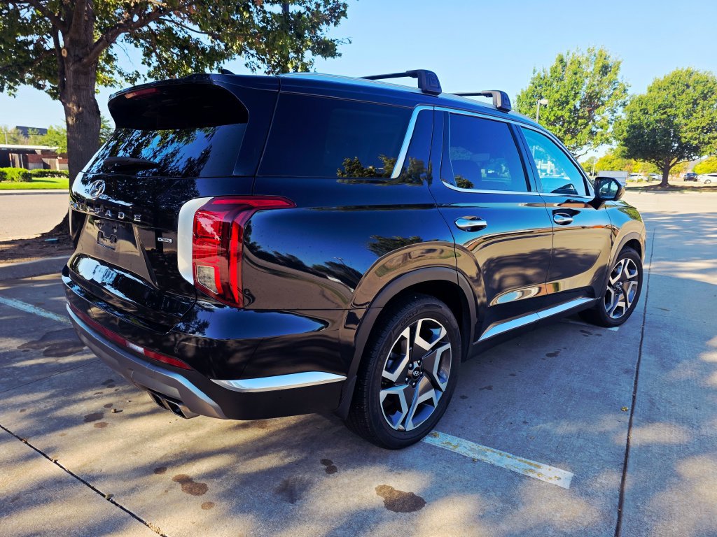 Used 2023 Hyundai Palisade Limited AWD/4WD image 12