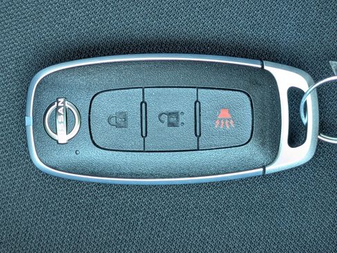 New 2026 Nissan Rogue S image 30