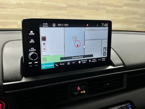 Used 2025 Honda Pilot Elite image 14