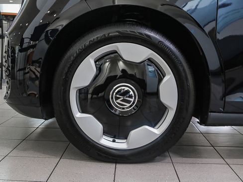 New 2025 Volkswagen ID. Buzz Pro S image 9