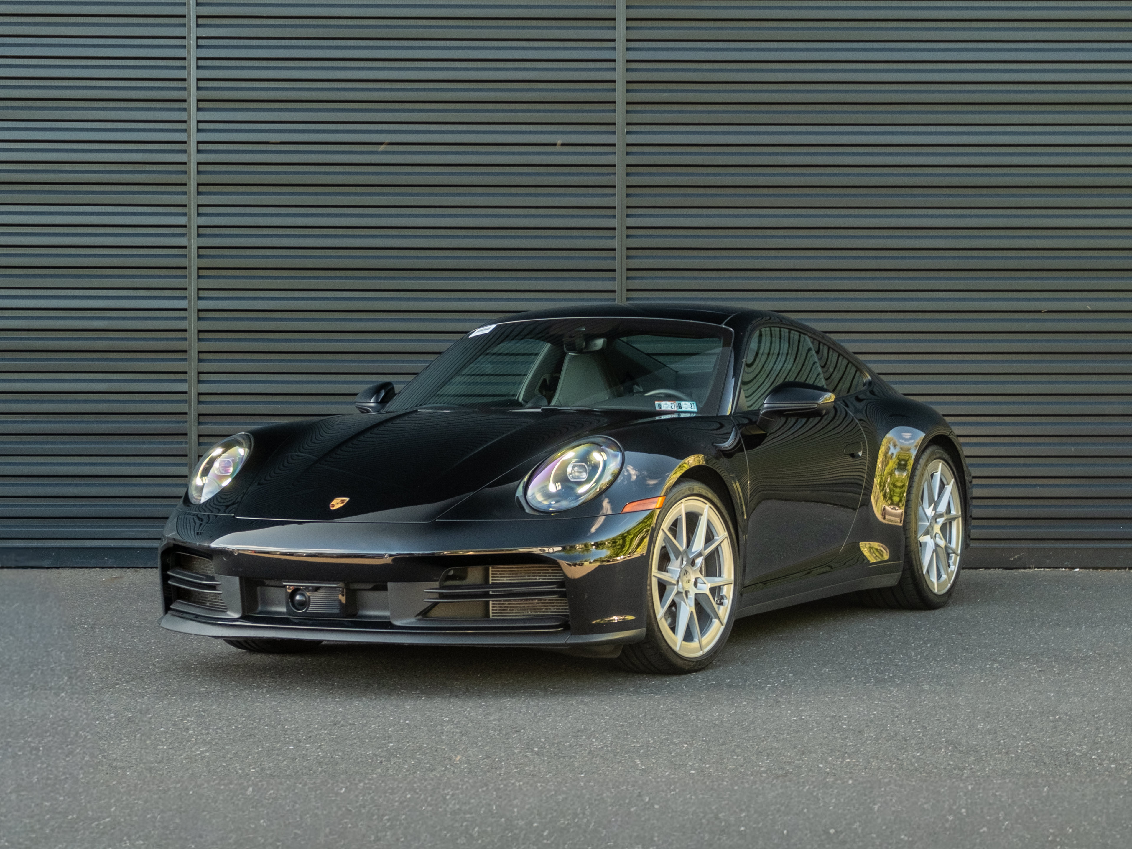 Certified 2025 Porsche 911 Carrera RWD image 1