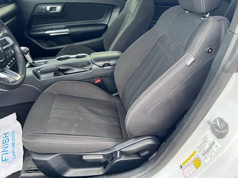 Used 2021 Ford Mustang Coupe RWD image 17