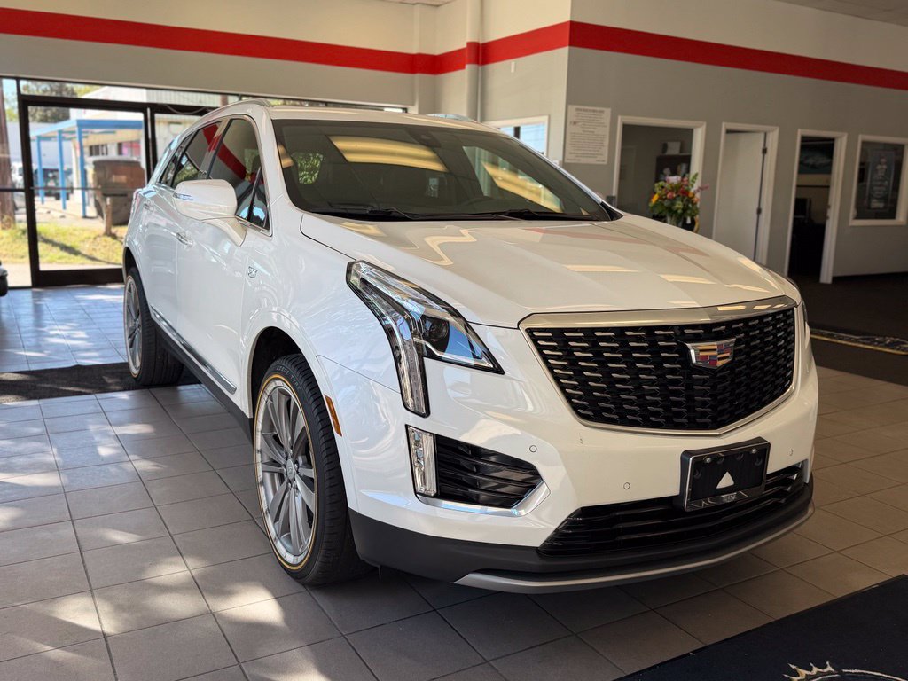 Used 2022 Cadillac XT5 Premium Luxury FWD image 6
