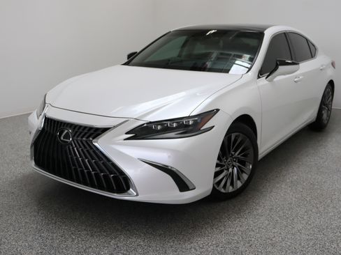 Used 2025 Lexus ES 350 Ultra Luxury w/ Accessory Package (Z2) FWD image 2