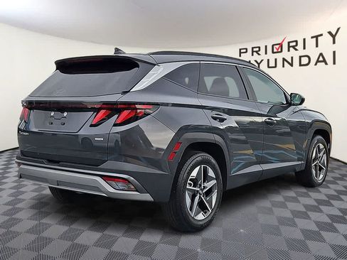 Used 2025 Hyundai Tucson SEL AWD/4WD image 4