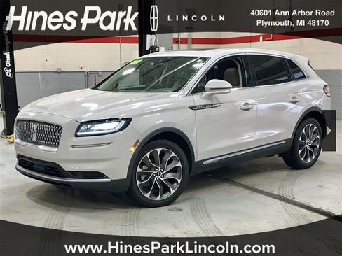 Certified 2023 Lincoln Nautilus Reserve image 1