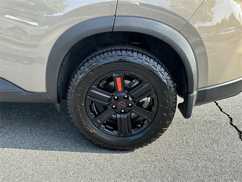 Certified 2025 Nissan Rogue SV w/ Rock Creek Premium Package image 19