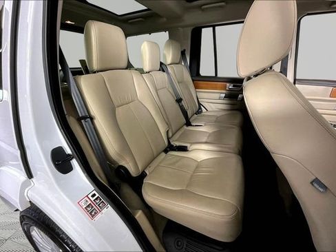 Used 2016 Land Rover LR4 HSE LUX image 23