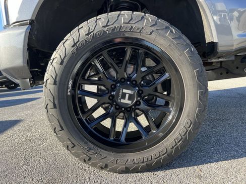 Used 2022 Ford F250 Lariat w/ Lariat Ultimate Package image 12