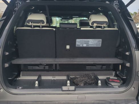 Used 2024 Toyota Sequoia Capstone image 14