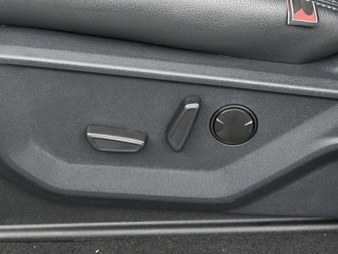 New 2026 Ford F250 Lariat w/ Black Appearance Package image 11