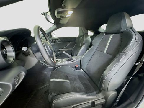 Used 2023 Toyota GR86 Premium RWD image 10
