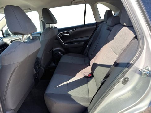 Used 2024 Toyota RAV4 XLE image 16