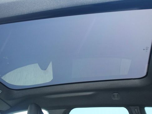 New 2026 BMW iX xDrive60 image 22