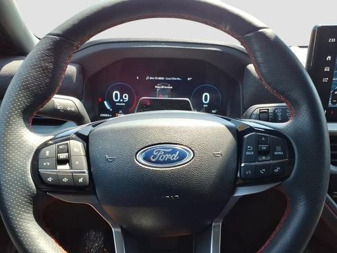 Certified 2025 Ford Explorer ST-Line w/ ST-Line Street Pack AWD/4WD image 31
