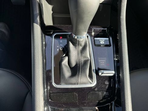 New 2026 Jeep Compass Latitude AWD/4WD image 10