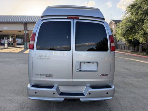 Used 2013 GMC Savana 1500 RWD image 6
