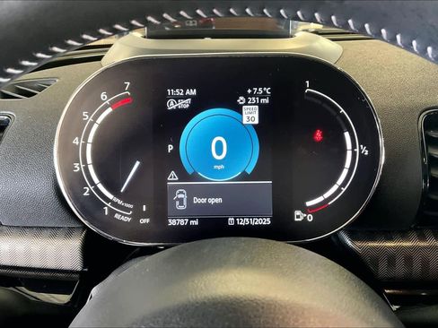 Used 2023 MINI Cooper Clubman S image 24