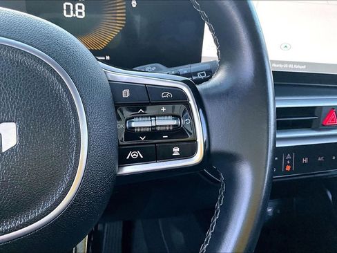 Used 2024 Kia Sorento S image 19