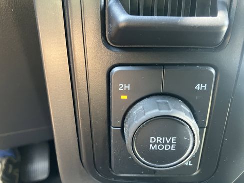 Used 2024 Ford F150 XLT w/ Equipment Group 302A MID image 26