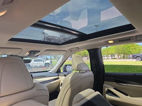 Used 2023 INFINITI QX60 Luxe w/ Vision Package image 19