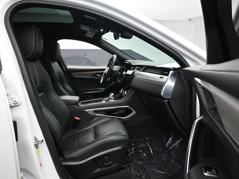 Used 2024 Jaguar F-PACE R-Dynamic S image 31