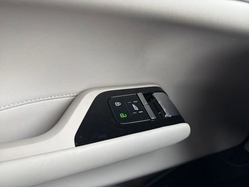 New 2026 Volvo EX90 Ultra AWD/4WD image 25