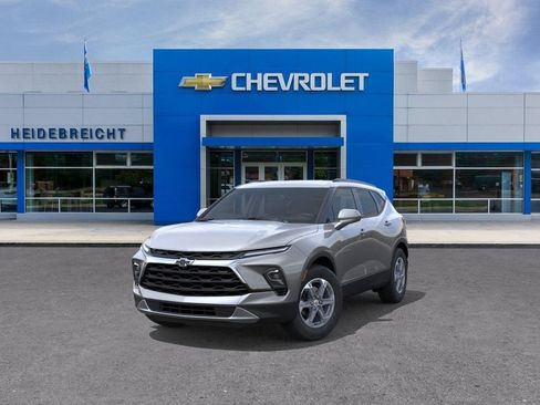 New 2026 Chevrolet Blazer LT w/ Convenience Package AWD/4WD image 8