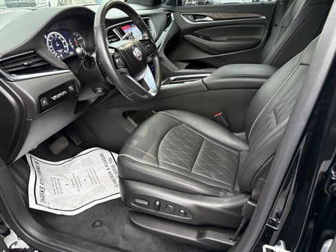 Used 2024 Buick Enclave Avenir w/ Avenir Technology Package image 15