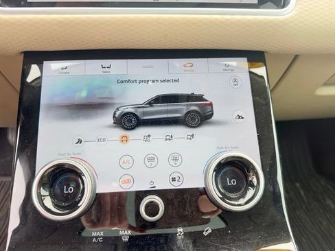 Used 2019 Land Rover Range Rover Velar S AWD/4WD image 9